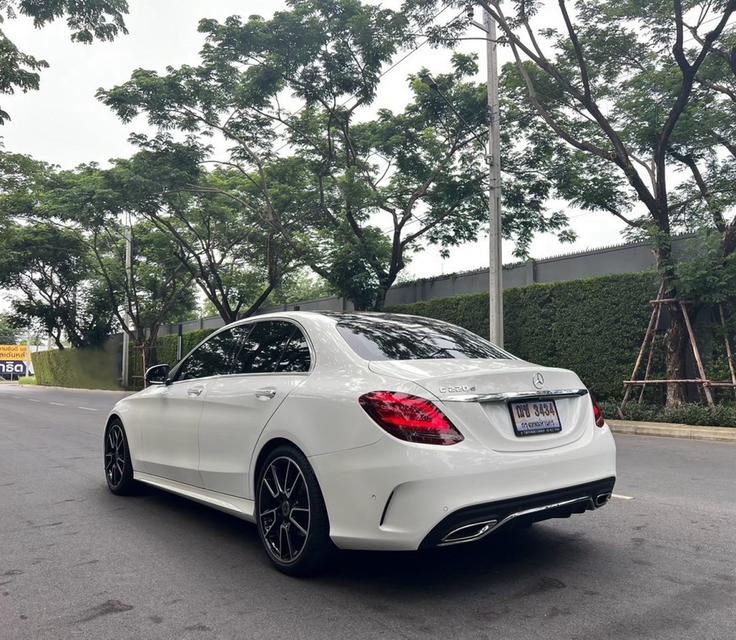 รหัสรถ AP3434 Benz C220d AMG Dynamic (W205) ปี2022