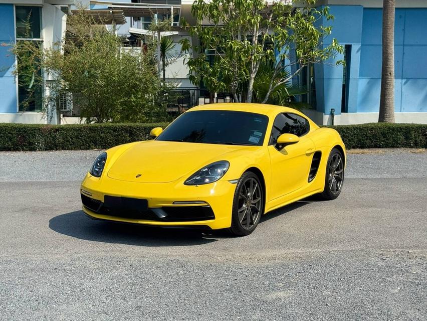 Porsche 718 Cayman 2018 รถสวยใช้น้อย สีสวยฉ่ำๆ ราคาน่าคบ