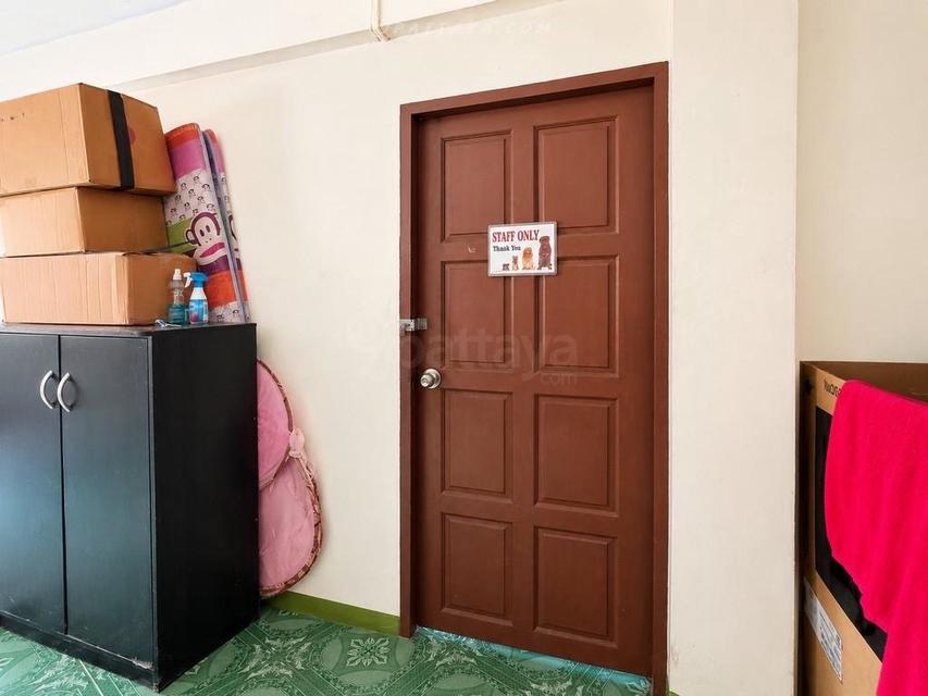 For Sale — Corner Commercial Building with Tenant near the Beach, Pratumnak Soi 6Commercial building for sale with existing tenant and rental income. 10