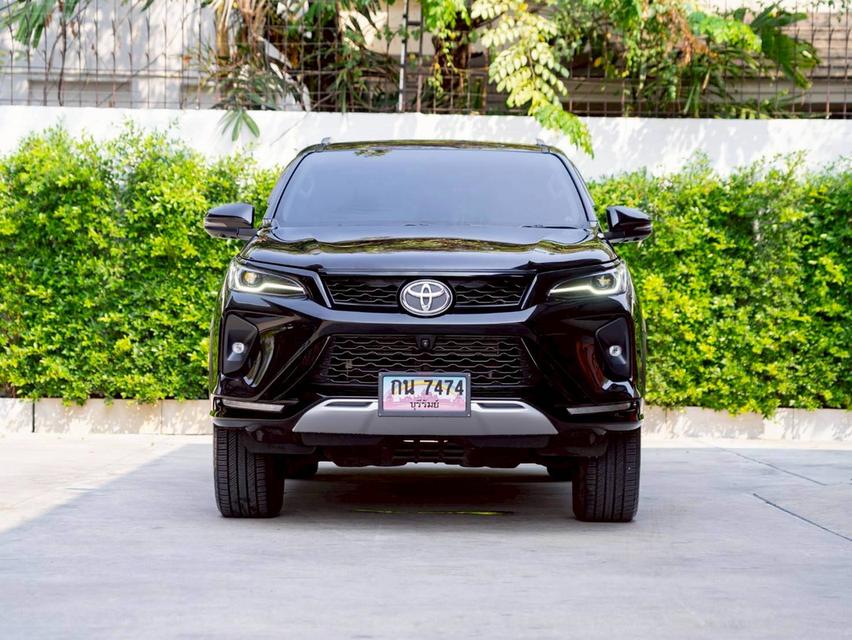 Toyota fortuner 2.4V Leader 2WD ปีจด 2024 รูปย่อยที่ 4