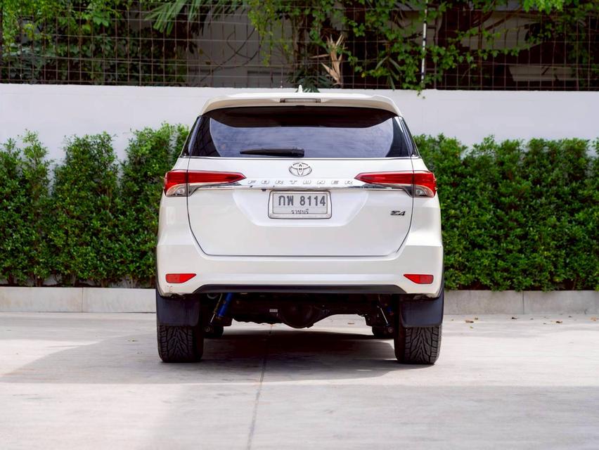 Toyota Fortuner 2.4V 4wd ปี19 รูปที่ 6