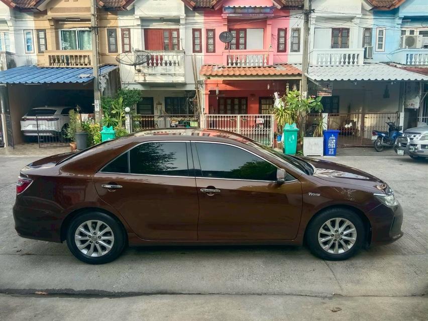 Toyota #Camry 2.0G D4S 2016 MNC เครื่อง D4S เกียร์ ออโต้ มือเดียวป้ายแดง เข้าศูนย์ทุกระยะ สีน้ำตาลรถจริงสวยกว่าในรูป✌(ไมล์166,432โล) 💸เสนอราคาเพีย รูปที่ 7