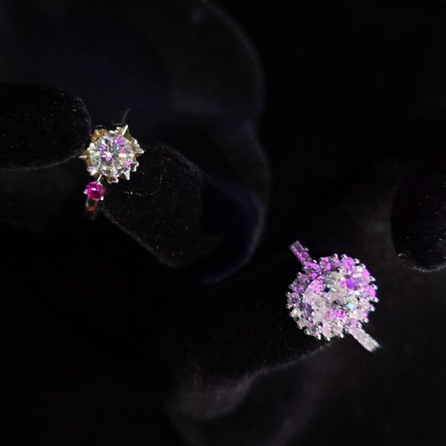 เพชรมีคุณภาพมากที่สุด ต้องปุอามี่ พระราม2 เท่านั ้น สนใจสั่งซื้อได้เลย  7