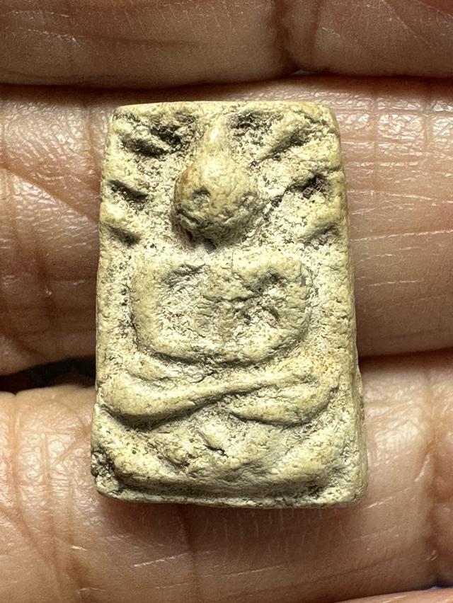 พระเนื้อผงไม่ทราบที่