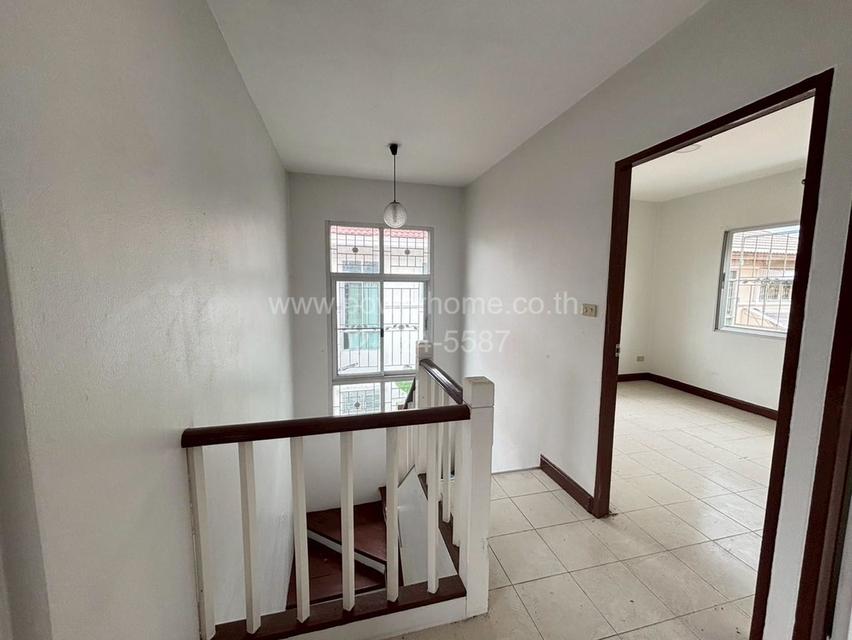 หมู่บ้านธัญญาภิรมย์ รังสิต-คลอง 10 ใกล้ตลาดพรธิสารคลอง 10 ถนนรังสิต–นครนายก ต.บึงสนั่น อ.ธัญบุรี จ.ปทุมธานี 15