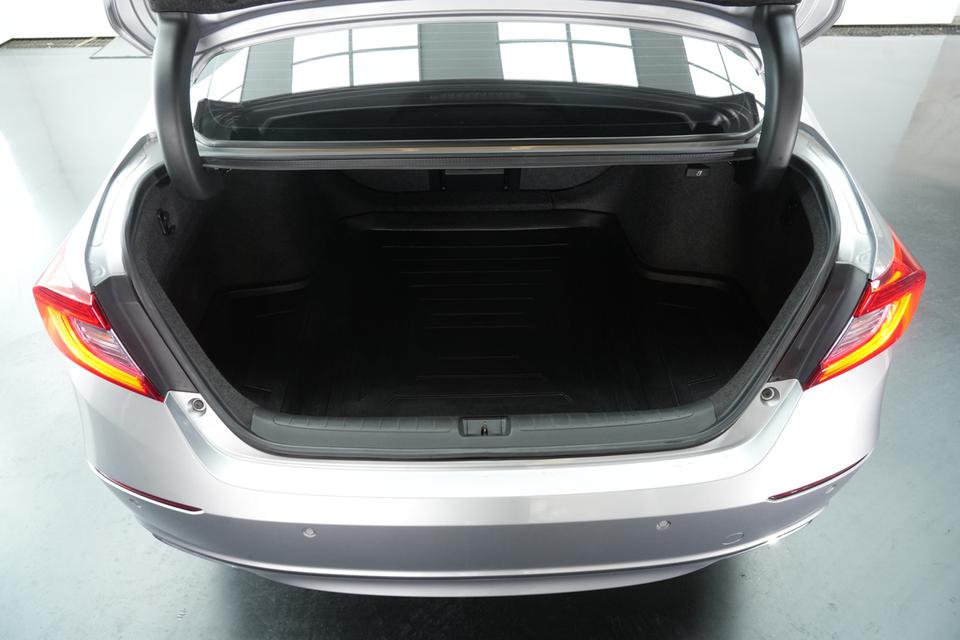 2020 HONDA ACCORD 2.0 HYBRID TECH สีบรอนซ์ เลขไมล์ 50200 กม. 7