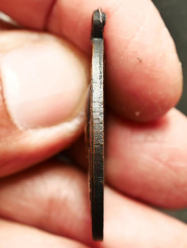 เหรียญหลวงพ่อแดง รุ่นแรก วัดเขาบันได้อิฐ ปี 2503...เก่าๆ 9