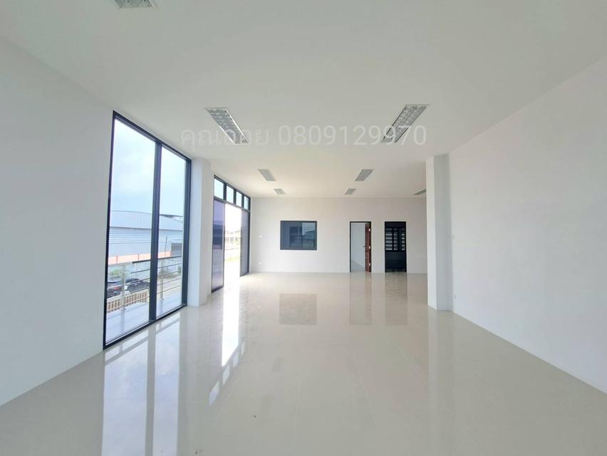 ขายโรงงานพื้นที่สีม่วง สมุทรสาคร มือหนึ่ง เนื้อที่ 1-2-62.2 ไร่ ทำเลสวนหลวง กระทุ่มแบน ใกล้พุทธมณฑลสาย4 และ 5 ซอยวปอ.11 ขอใบรง.4 ได้ พร้อมใช้ทันที 5