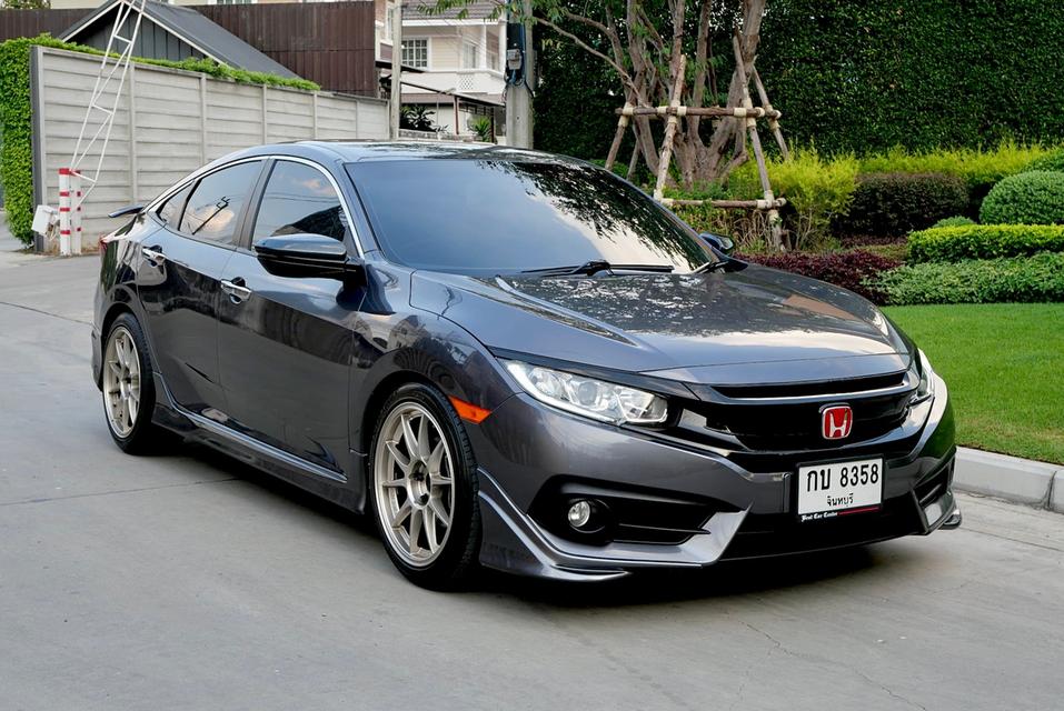 CIVIC FC 1.8 EL ปี2018 รถบ้านมือเดียว ประวัติศูนย์ชัดเจน 7