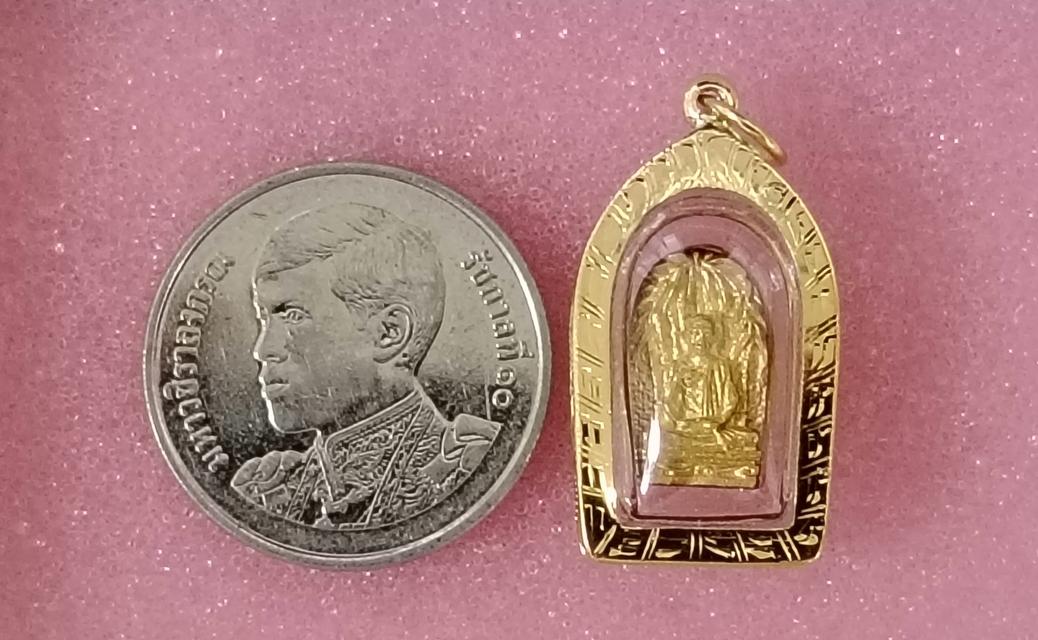 พระปรกซุ้มไผ่หลวงพ่อเกษมเนื้อทองคำ 3