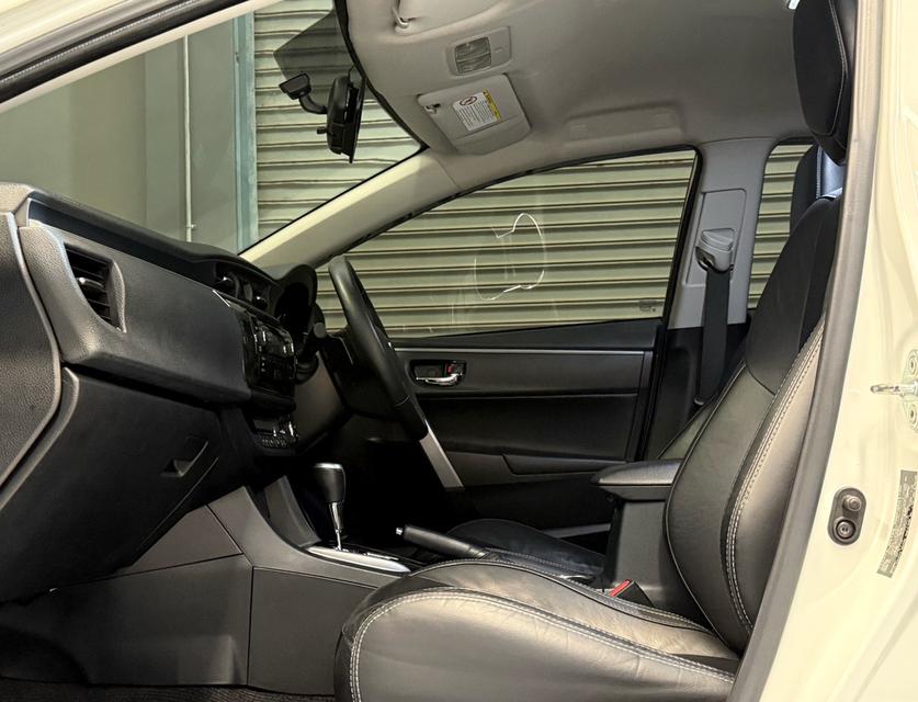 2015 TOYOTA ALTIS 1.8 ESPORT  รถวิ่งน้อย ประวัติศูนย์ครบ รถไม่มีเคยอุบัติเหตุครับ 12