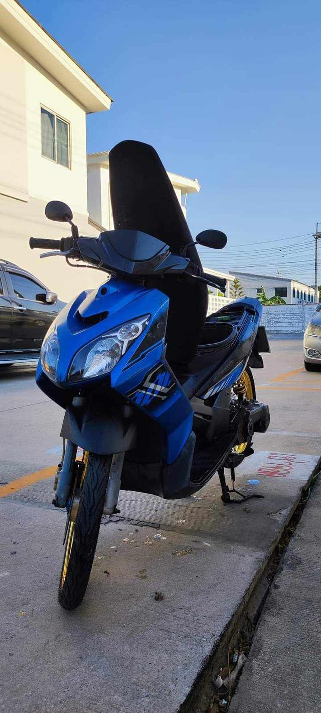 Yamaha Nouvo สีน้ำเงิน 1