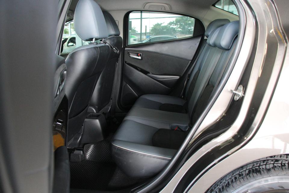 รหัสรถ TKG7310 MAZDA 2 1.3 S LEATHER ปี 2020 14