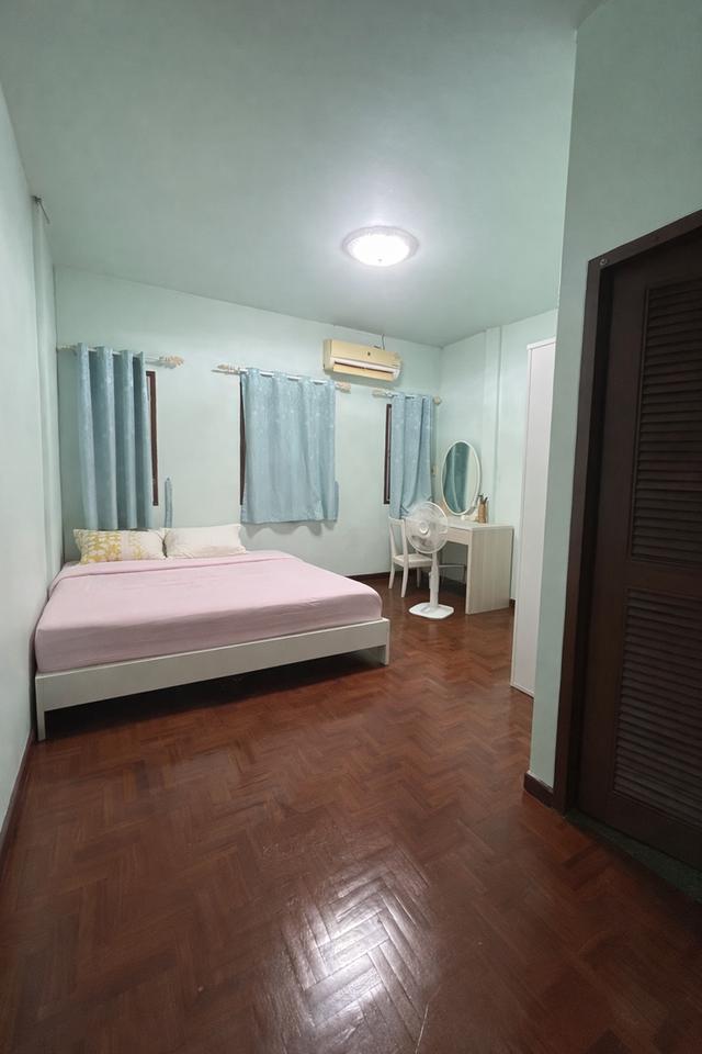 บ้านทาวน์เฮ้าส์ 2 ชั้น 2 ห้องนอน 2 ห้องนำ้ พื้นที่ 17 ตารางวา 7