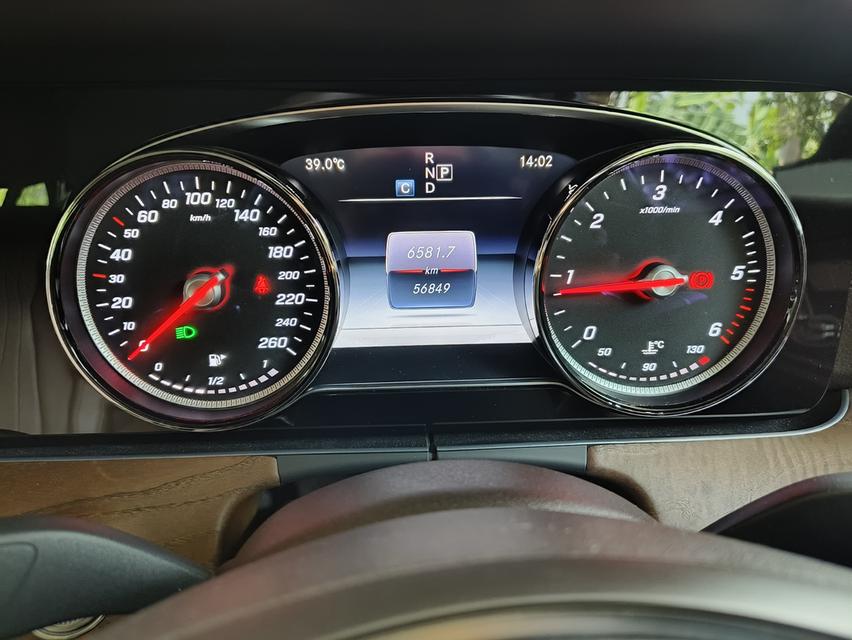 BENZ E220d Exclusive (ดีเซล) ปี 2017 ไมล์แค่ 56,000 กม.แท้ (ออกรถ กค.2017) 8