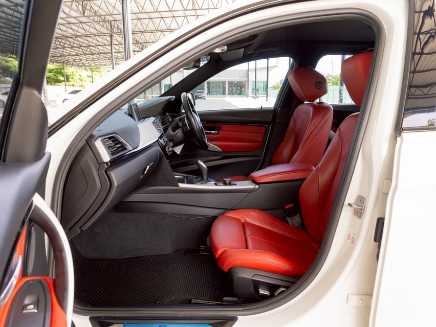 รหัสรถ 12AT8885 BMW 320d 2.0 M Sport(F30) | จดปี : 2019 17