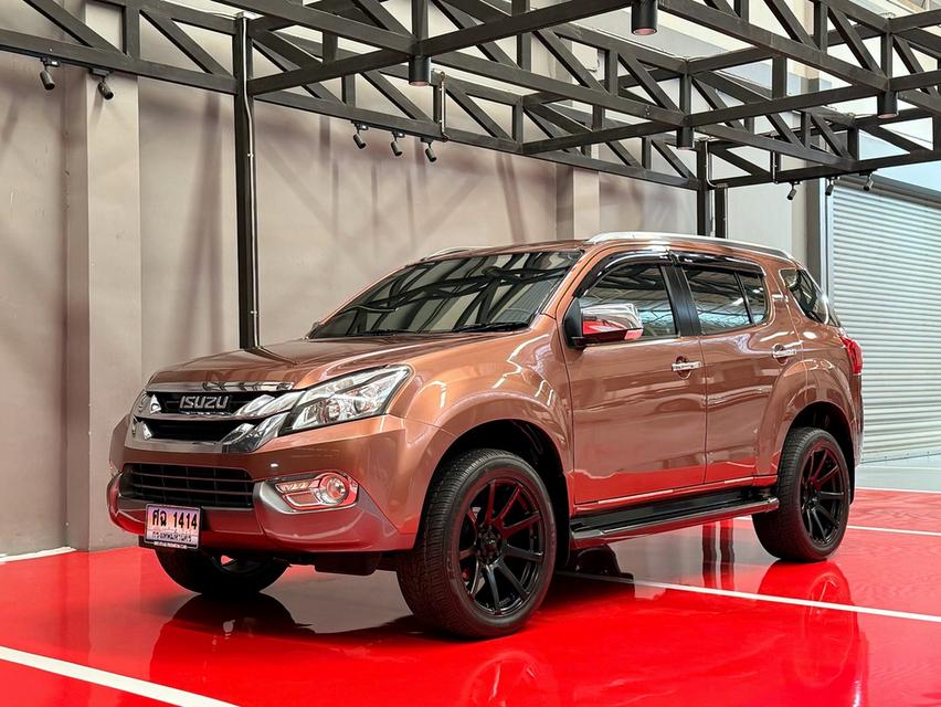 2015 ISUZU MUX 3.0 4WD รถสภาพสมบูรณ์ พร้อมใช้งาน วิ่งน้อยเพียง 14X,XXX กม ประวัติศูนย์ครบ รถไม่เคยมีอุบัติเหตุครับ