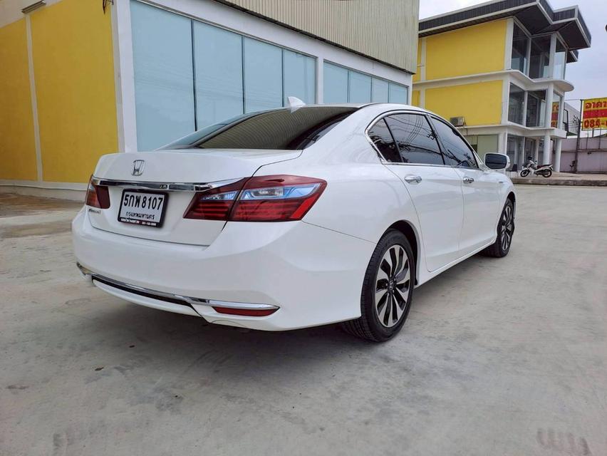HONDA ACCORD 2.0 HYBRID ปี2016 สีขาว