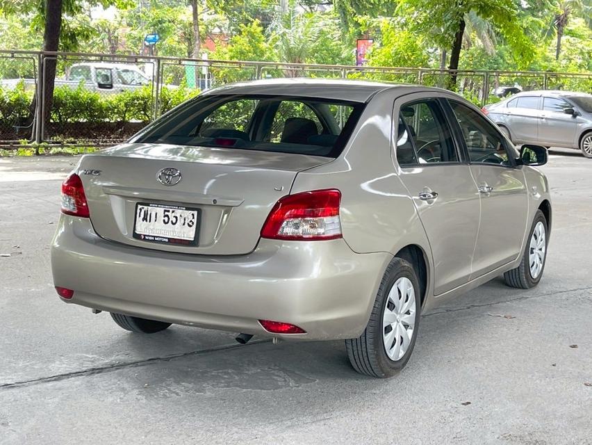 toyota vios  5