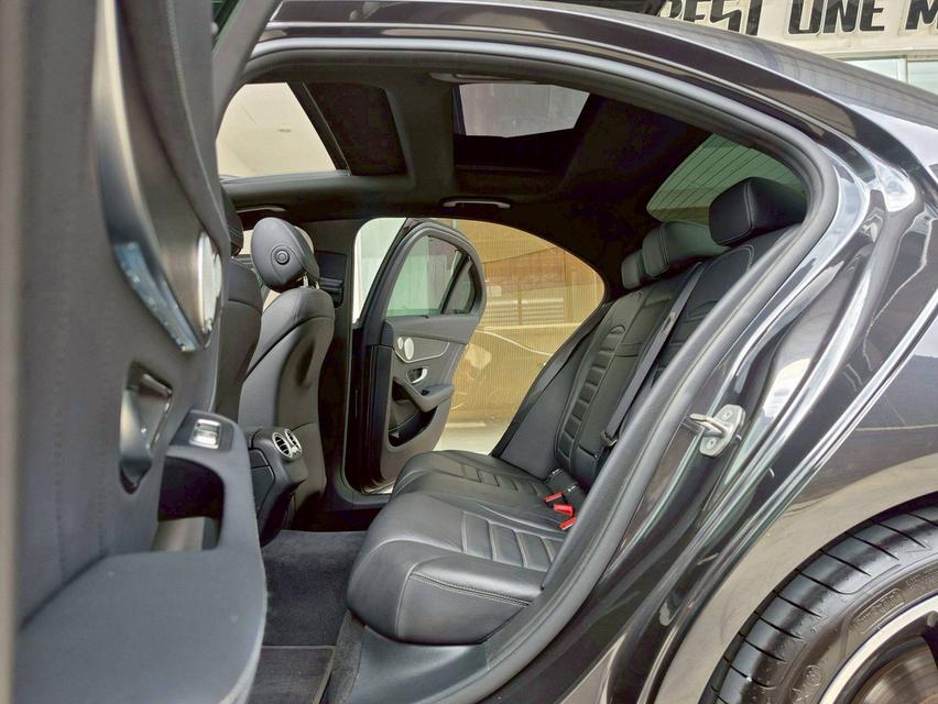 Benz C220d Amg ปี22 16
