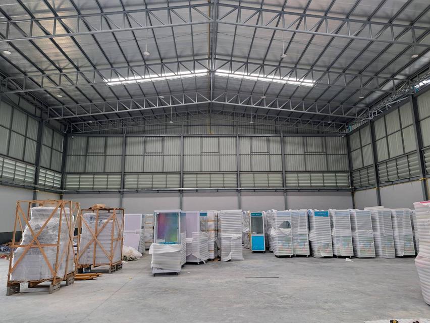 ให้เช่าโรงงานมือหนึ่ง 3 ไร่ 2800 ตรม. ขอใบรง.4 ได้ สมุทรสาคร ใกล้วัดพันธุวงษ์ ซ.สีวาพาสวัสดิ์-พันธุวงษ์ 8