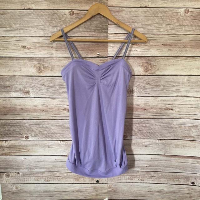 เสื้อโยคะ lulu lemon มือสอง