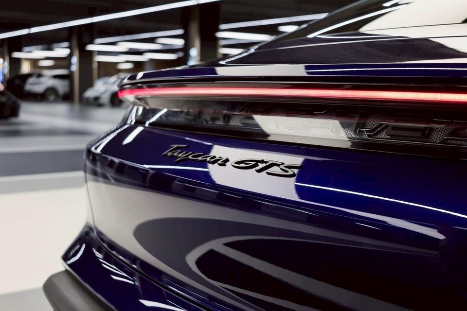 รหัสรถ MMA53 Porsche Taycan GTS ปี 2022 แท้! ไมล์น้อยที่สุด รูปที่ 10