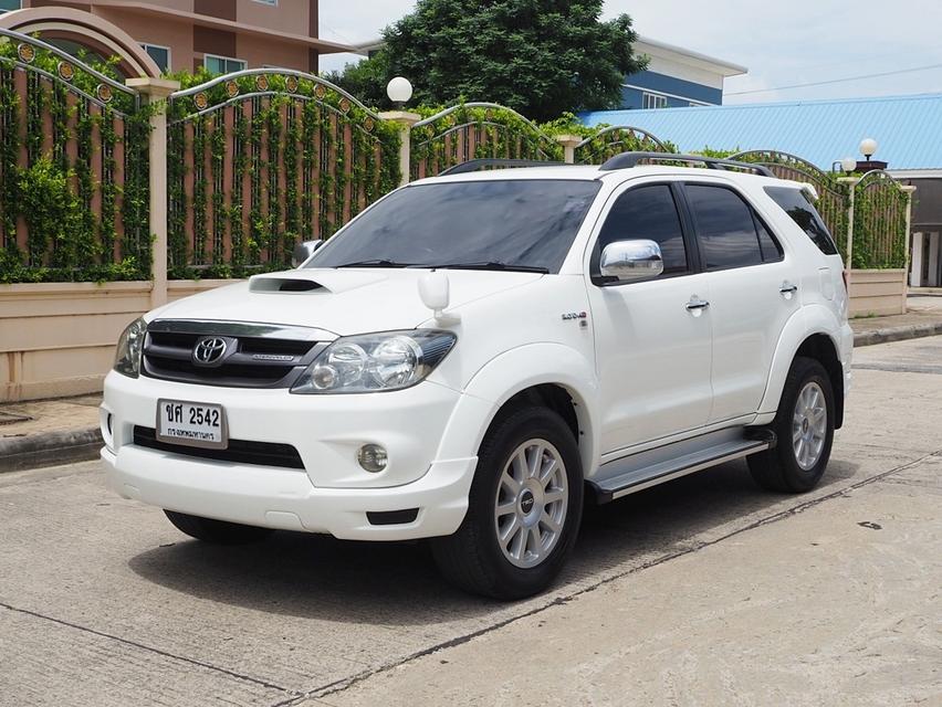 TOYOTA FORTUNER 3.0 V 4WD SMART ปี 2008 เกียร์AUTO 4X4 สภาพนางฟ้า 1