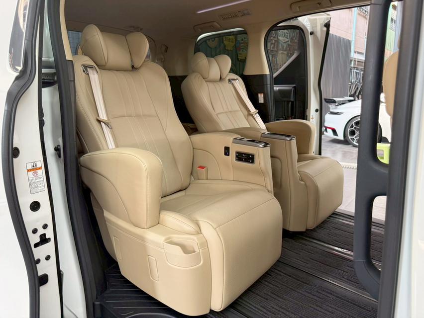 TOYOTA ALPHARD 2.5 HYBRID E-FOUR ปี 2016 รูปที่ 13