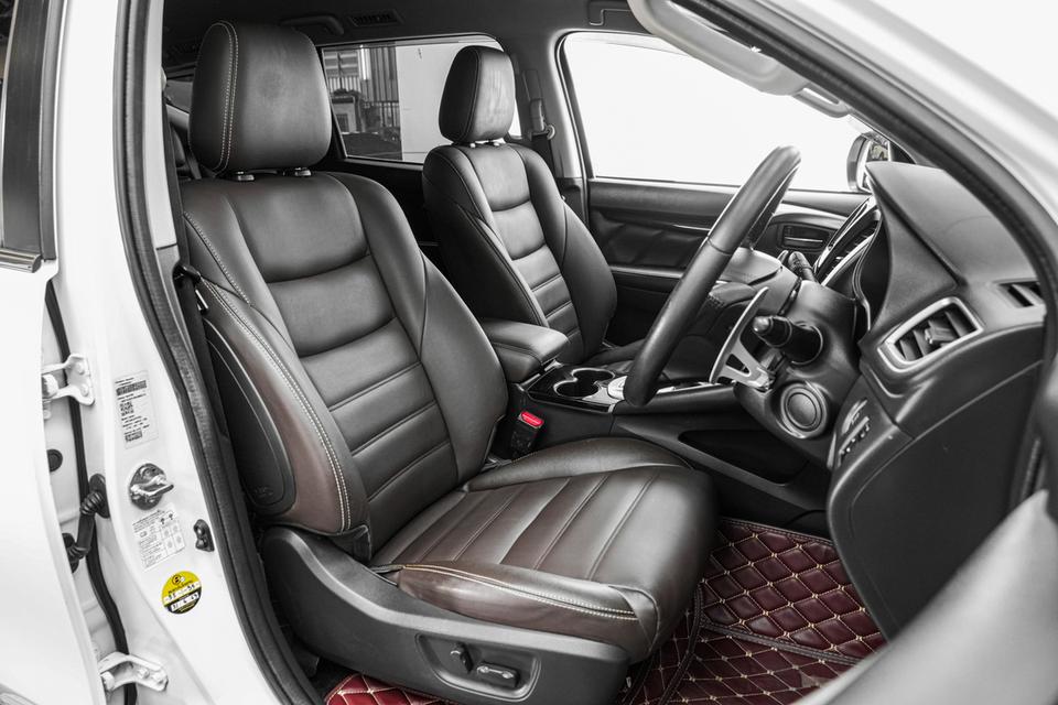 2019 Mitsubishi Pajero Sport 2.4 GT Premium Elite Edition 2WD SUV สีขาว เลขไมล์ 41570 กม. 15