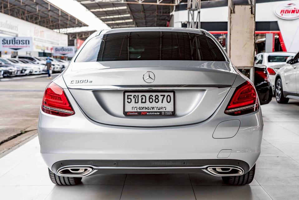 รหัสรถ NP6870 รุ่นรถ : BENZ C300e AVANTGARDEปีรถ : 2019 11