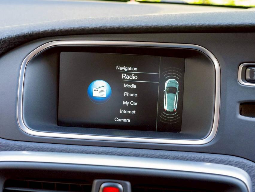 Volvo V40 Cross Country D4 ปีจด 2017♨️ #ประกันเครื่องเกียร์3ปี3หมื่นkm.  8