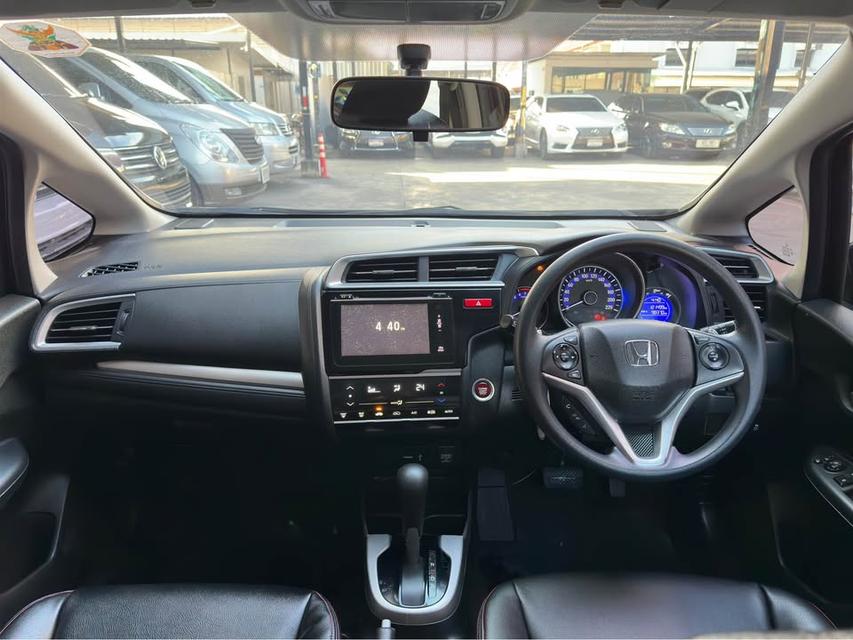 Honda JAZZ 1.5 SV 2015 คันนี้สวยเดิม 9