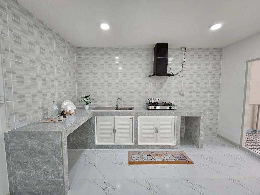 หมู่บ้านกานต์มณี 7