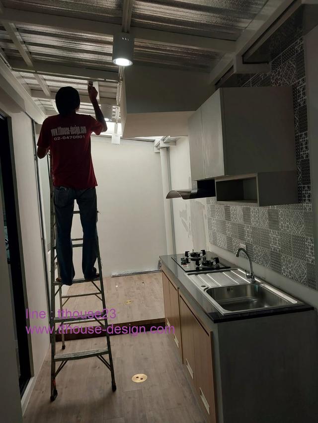 รับเหมา ต่อเติม โครงหลังคา กันสาด ห้องครัว เทพื้น ปูกระเบื้อง ครบวงจร 0950920028 รูปที่ 11