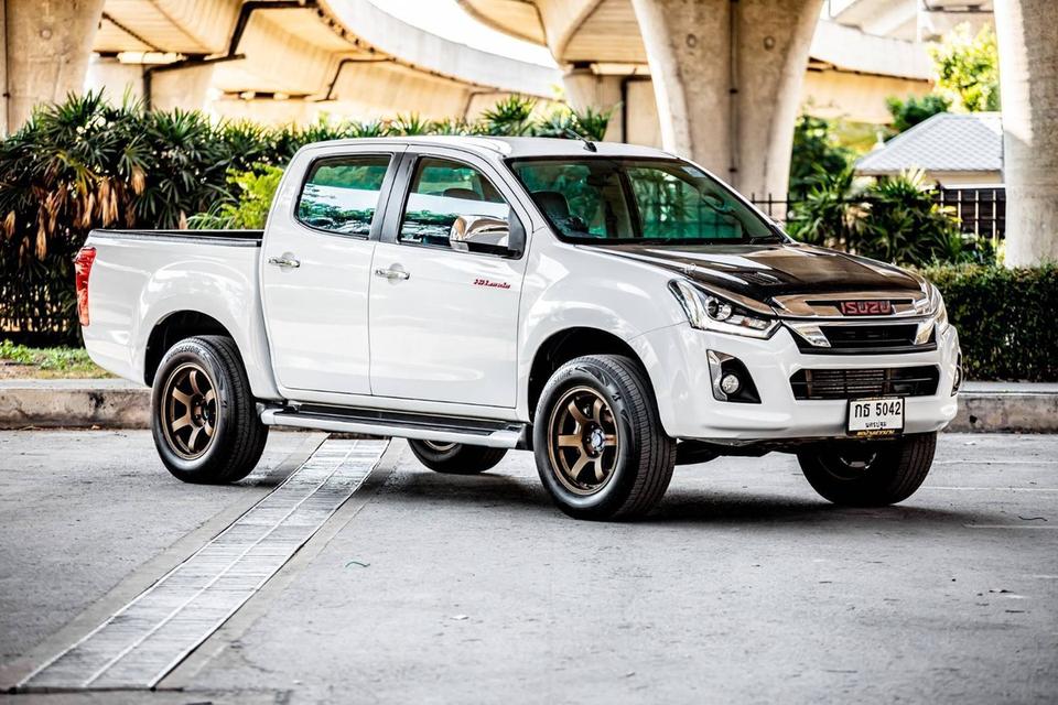 Isuzu D-Max Hi-Lander Cab 4 2.5 VGS Z ท๊อปปี 2012 สีขาว เกียร์ธรรมดา 4