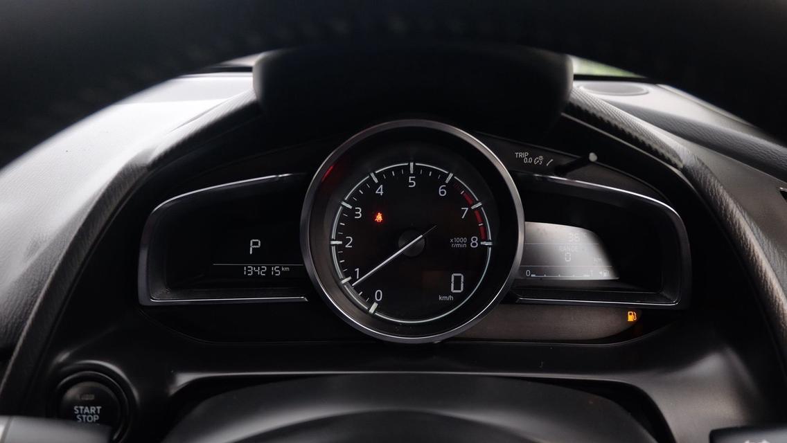 (แจ้งรหัสรถ KN662) : 2018 MAZDA2 SPORT HIGH PLUS รูปที่ 12