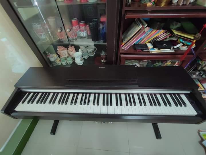 YAMAHA ARIUS YDP-142