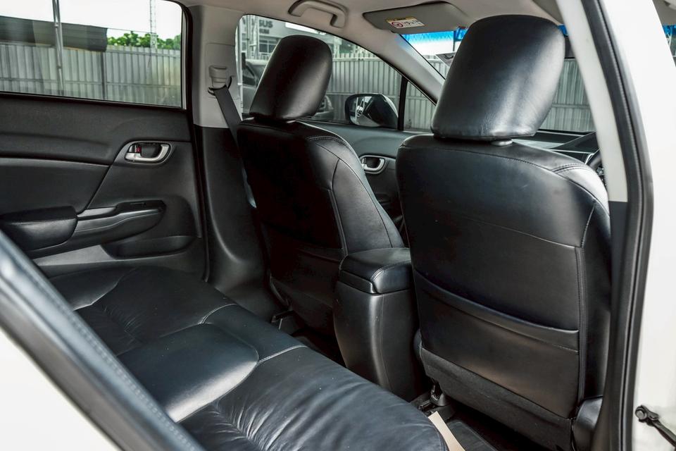 Honda CIVIC FB 1.8 S AT 2015ไมล์ 151,xxx km. !!! ราคา 249,000 บาท รูปที่ 13