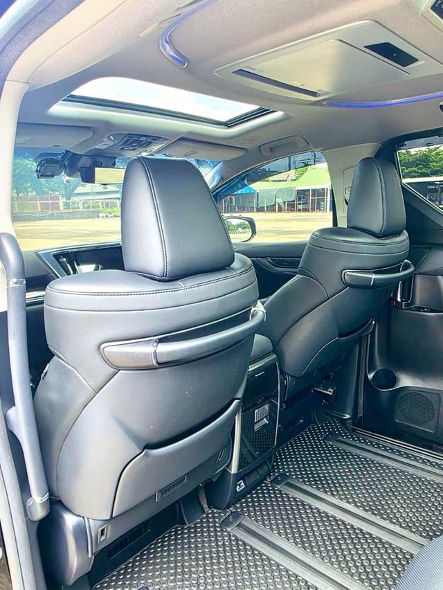 Toyota ALPHARD SRC สีดำ ปี 2021 ไมล์ 48,000 กม.  9