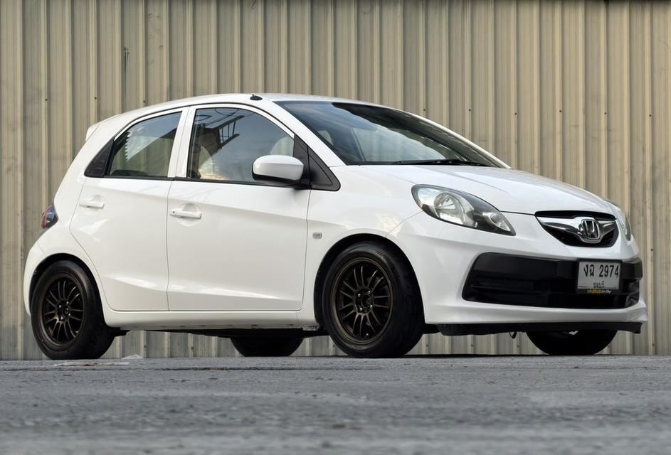 รถยนต์ Honda Brio รถสวยพร้อมใช้งาน