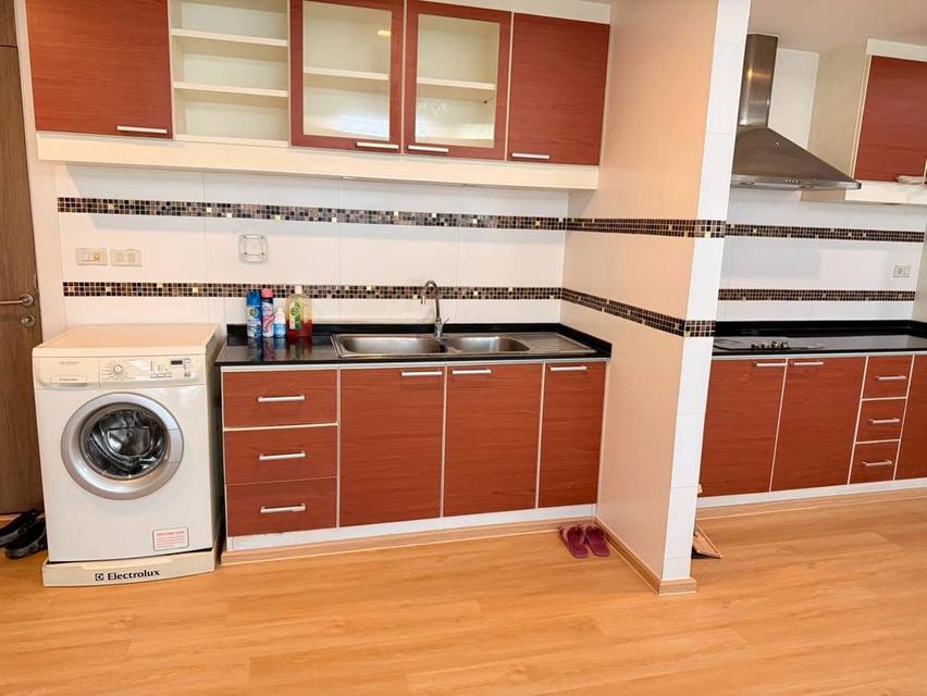 Noble Reflex Phaholyothin 5