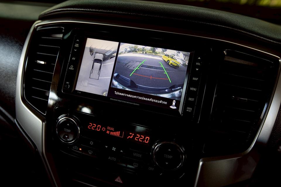 Mitsubishi Triton 2.4 GT PREMIUM Plus 4x4 Double cab ปี 2019 เกียร์ออโต้ สีเทา มือเดียวป้ายแดง 16