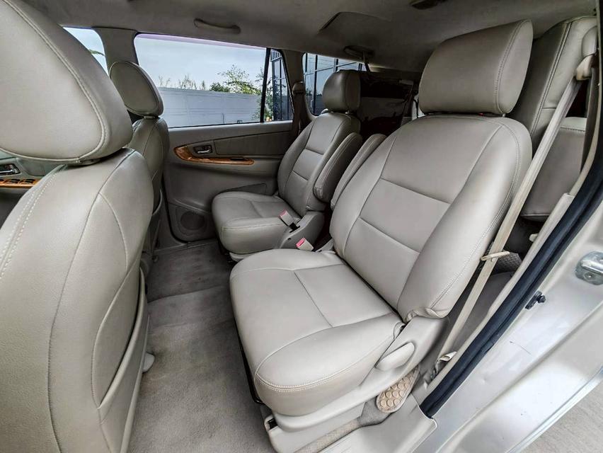 2008 TOYOTA INNOVA 2.0V 10