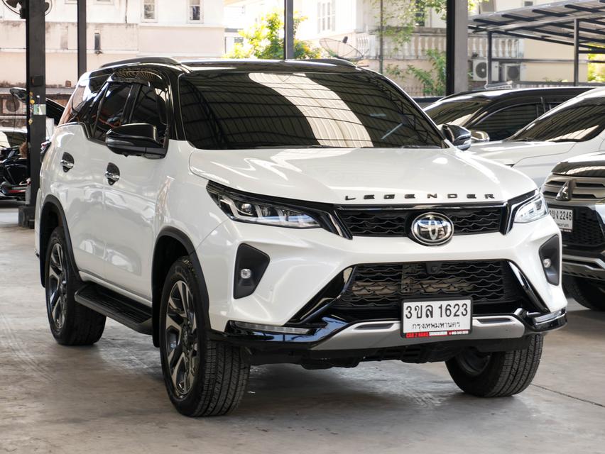 Toyota Fortuner Legender 2.4V 2wd
