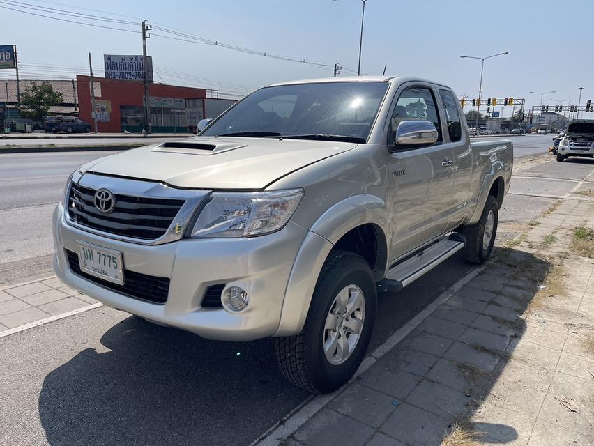 Toyota รุ่น Hilux Vigo รุ่นย่อย 2.5 Prerunner E 3