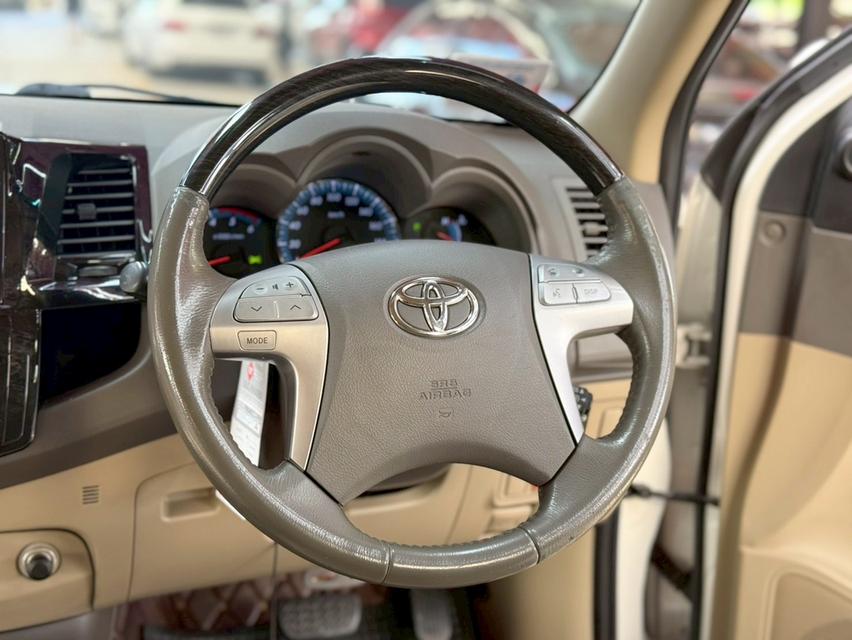 TOYOTA FORTUNER 3.0 V 4WD ปี2012 รถบ้านแท้ รถสายลุย  โคตรคุ้ม ไม่เคยชน  พร้อมใช้งาน 14