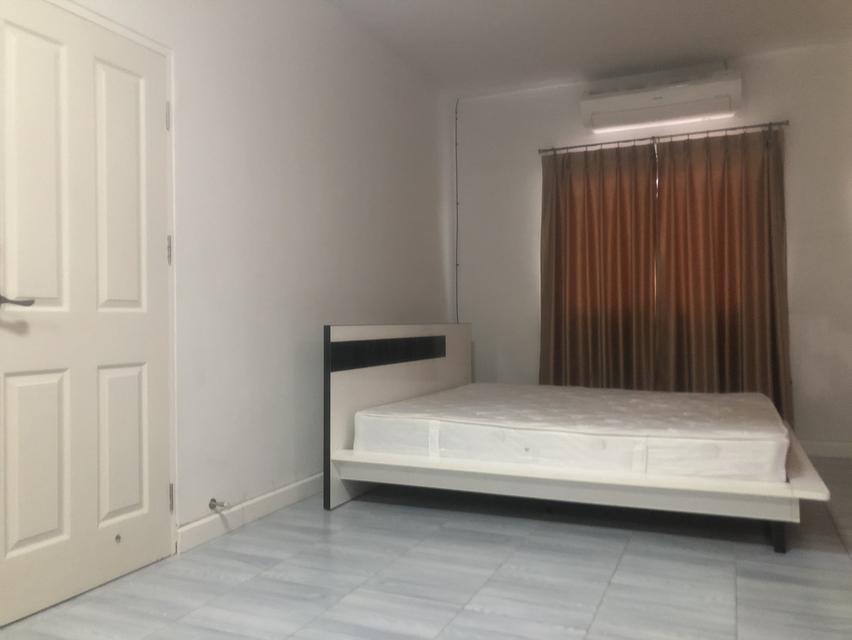 ขายบ้านเดี่ยวพร้อมเฟอร์ หมู่บ้านโมดิวิลล่าลาดกระบัง-สุวรรณภูมิ2.85ล้านบาทเจ้าของขายเอง 11