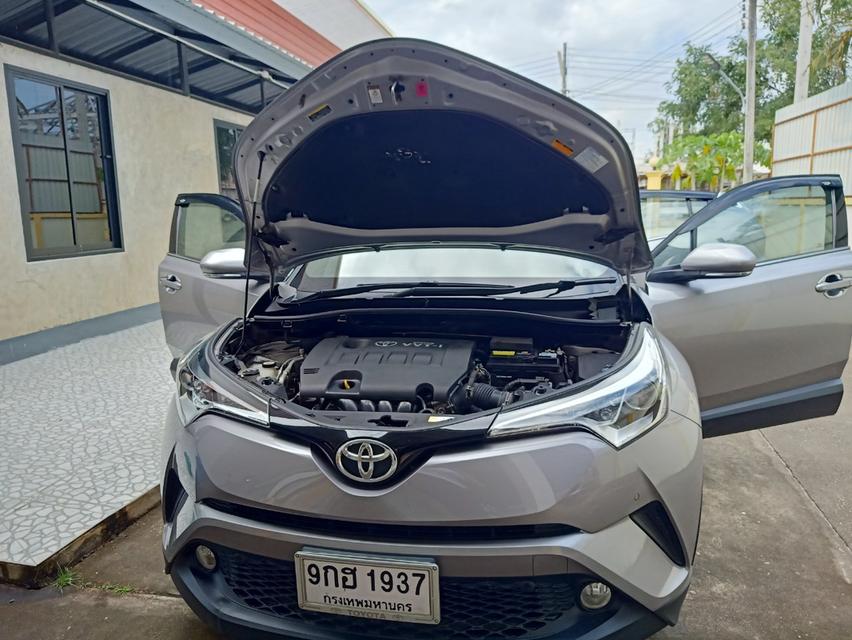 ขายรถ Toyota C-HR 1.8 Mid ปี 2020 วิ่งน้อย 6