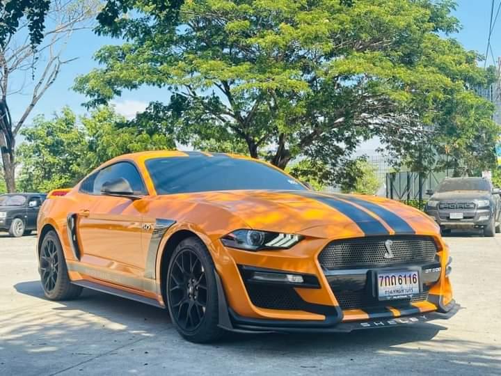 Ford Mustang สีเหลือง 1